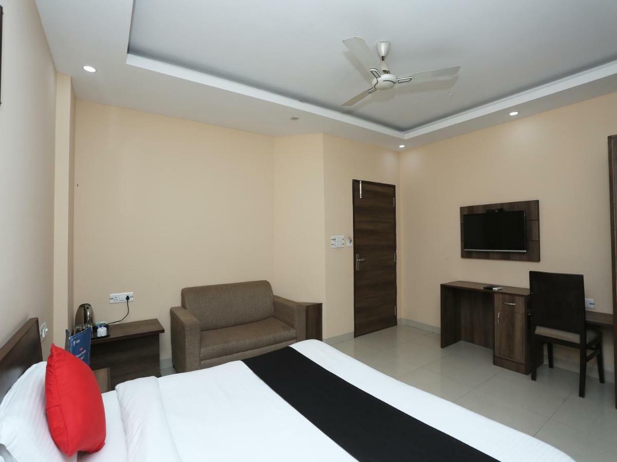 Bilberry Hotel Rewari Exterior photo