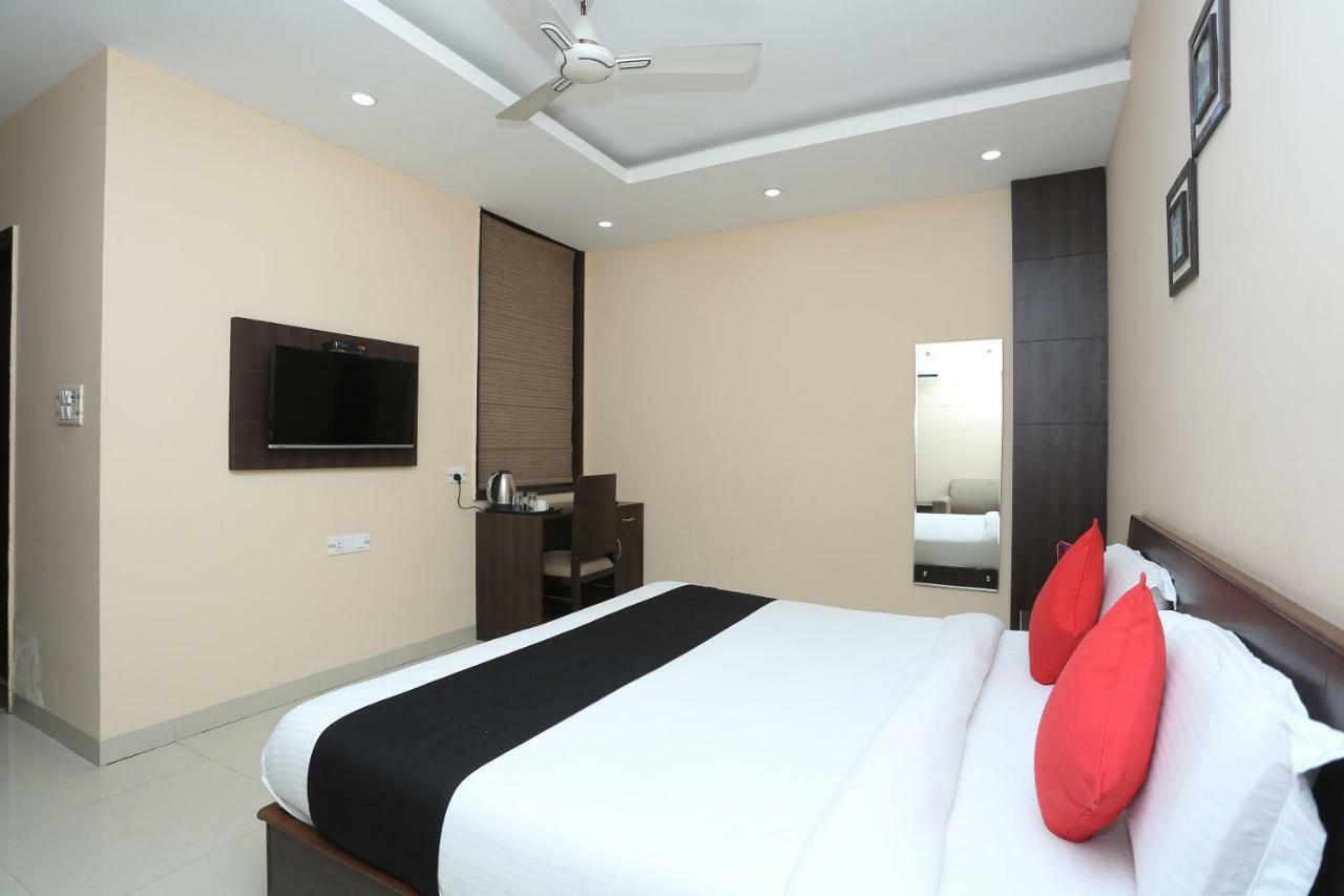 Bilberry Hotel Rewari Exterior photo
