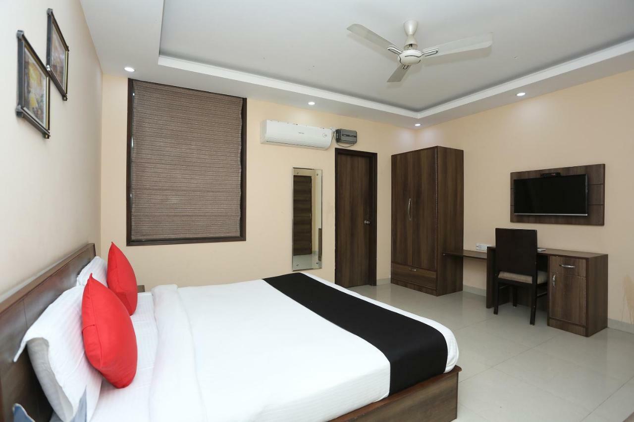 Bilberry Hotel Rewari Exterior photo